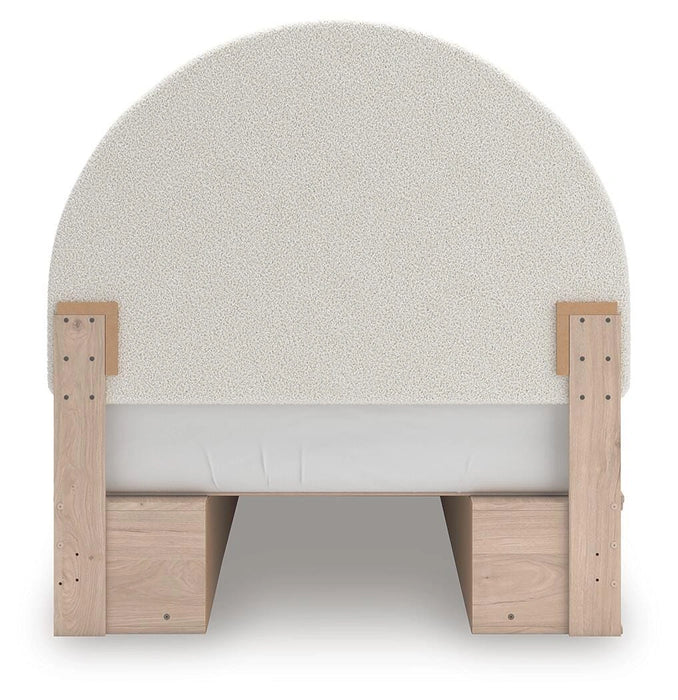 Arloster Upholstered Bed