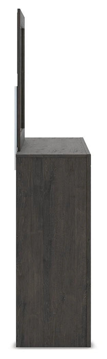 Fraluna Bedroom Set