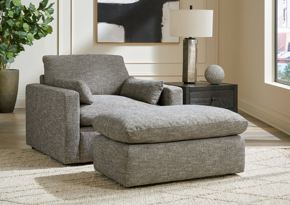 Dramatic Living Room Set - Plourde Furniture Co (Caribou, ME)