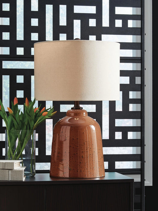 Aaleahya Table Lamp