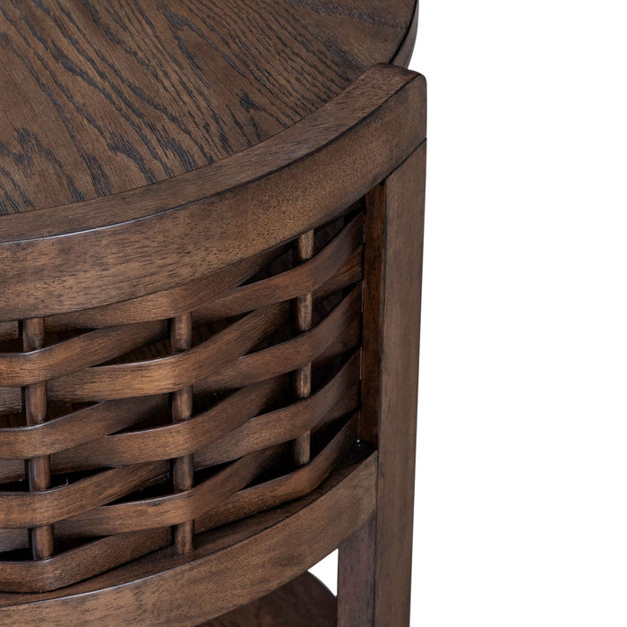 Warren Park Round Chairside Table - Plourde Furniture Co (Caribou, ME)