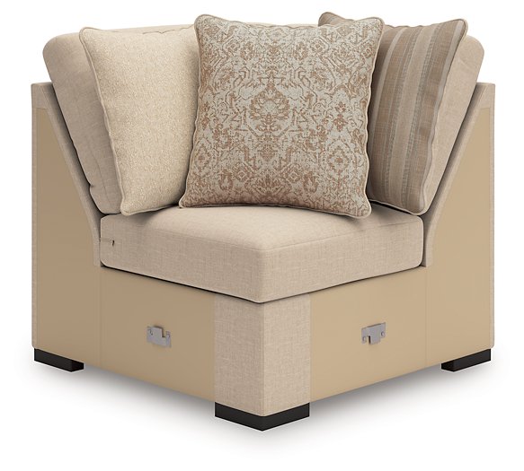 LadyMae Sectional with Chaise - Plourde Furniture Co (Caribou, ME)