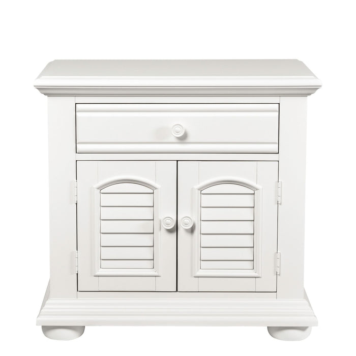 Summer House I King Poster Bed, Dresser & Mirror, Chest, Night Stand - Plourde Furniture Co (Caribou, ME)