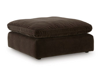 Maxton Heights Oversized Accent Ottoman - Plourde Furniture Co (Caribou, ME)