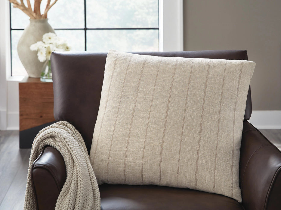 Valwick Pillow (Set of 4)