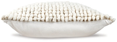 Aavie Pillow - Plourde Furniture Co (Caribou, ME)