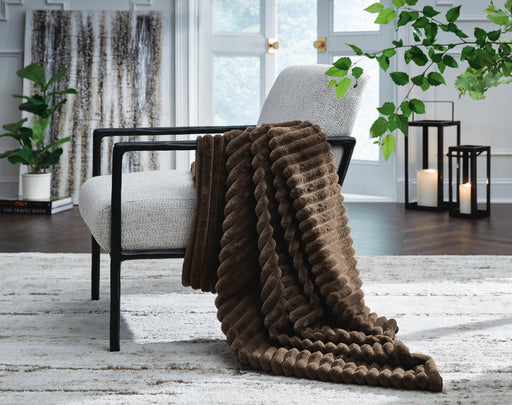 Alsonwell Throw - Plourde Furniture Co (Caribou, ME)