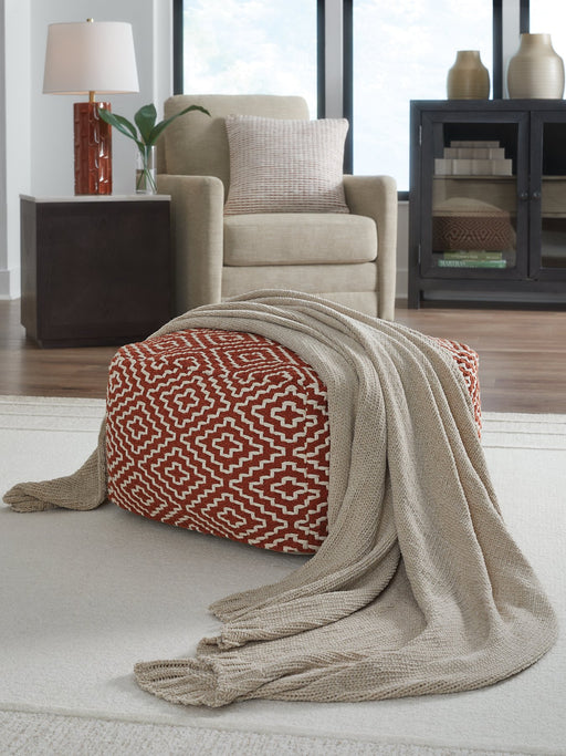 Anawood Throw - Plourde Furniture Co (Caribou, ME)