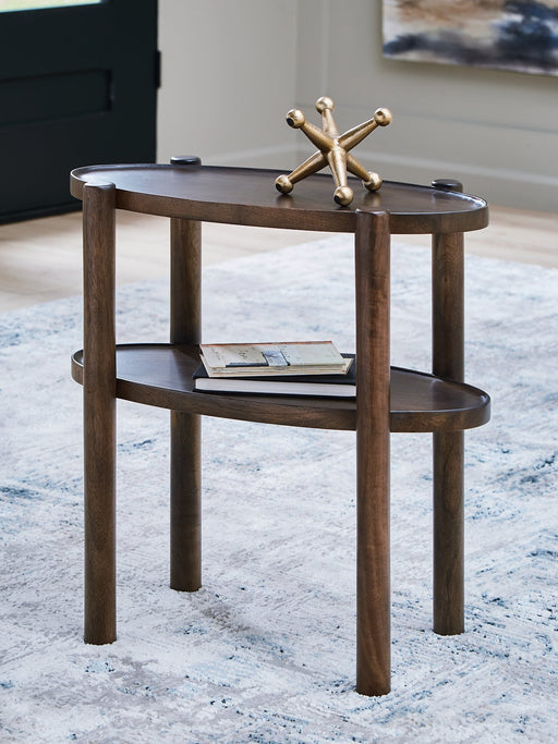 Wiattbury Accent Table - Plourde Furniture Co (Caribou, ME)