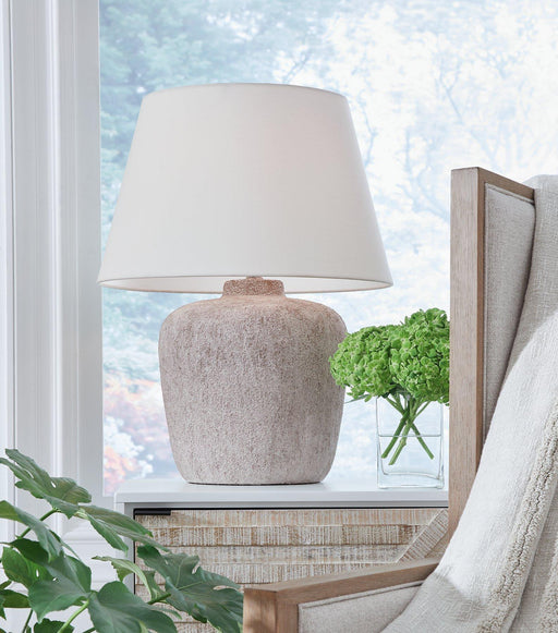 Danry Table Lamp - Plourde Furniture Co (Caribou, ME)