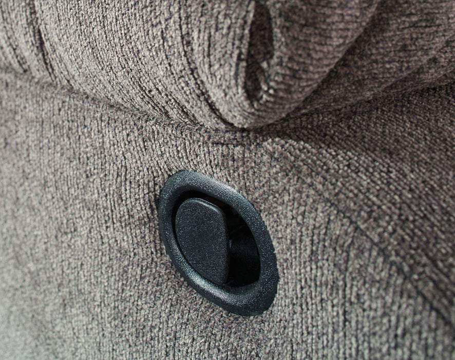 Tulen Recliner - Plourde Furniture Co (Caribou, ME)