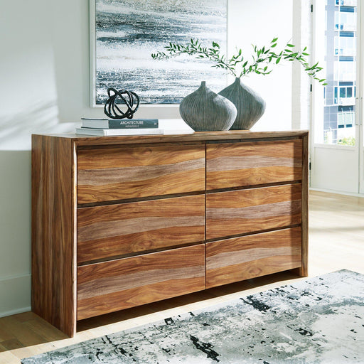 Dressonni Dresser - Plourde Furniture Co (Caribou, ME)