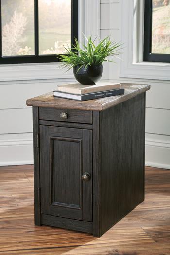 Tyler Creek End Table Set - Plourde Furniture Co (Caribou, ME)