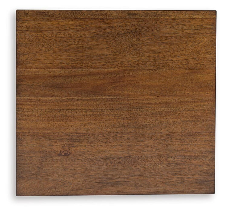 Sturlayne End Table - Plourde Furniture Co (Caribou, ME)