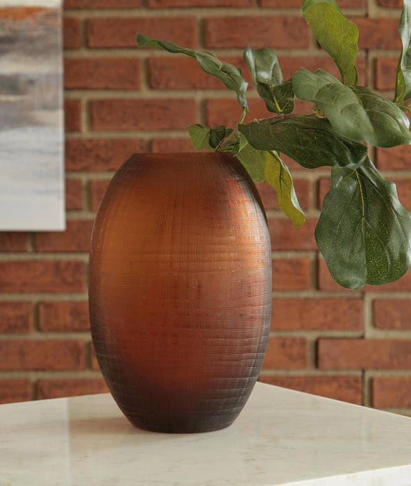 Embersen Vase