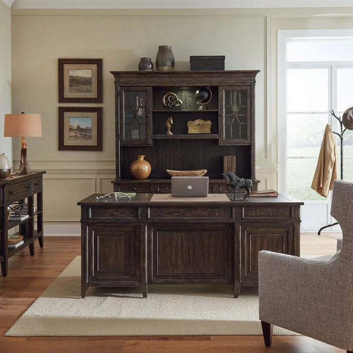 Paradise Valley 5 Piece Executive Set image