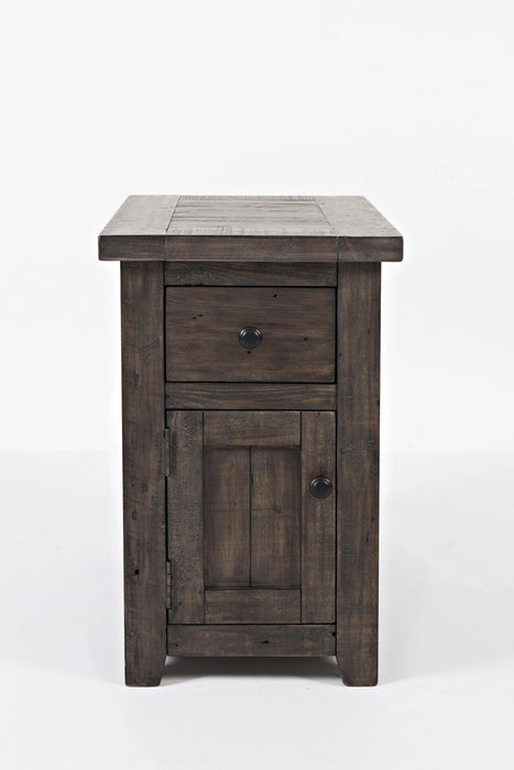 Madison County Chairside Table