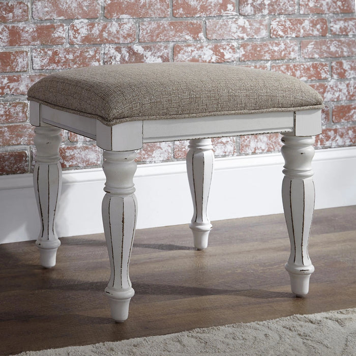 Magnolia Manor 3 Piece Vanity Set image