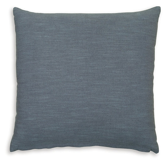 Thaneville Pillow