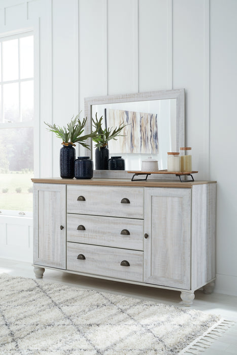 Haven Bay Queen Panel Bed with Mirrored Dresser